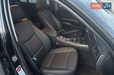 Універсал BMW 3 Series 2009 в  фото 23 Універсал BMW 3 Series 2009 в