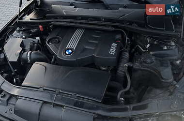 Універсал BMW 3 Series 2009 в  фото 30 Універсал BMW 3 Series 2009 в