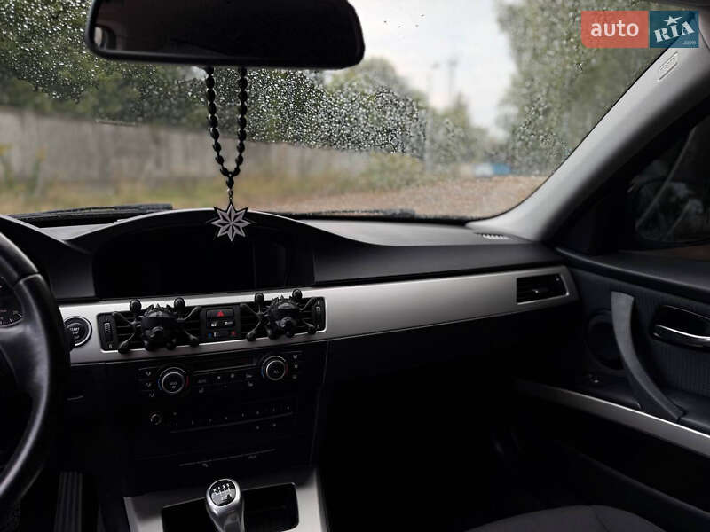 Универсал BMW 3 Series 2011 в Бердичеве фото 24 Универсал BMW 3 Series 2011 в Бердичеве