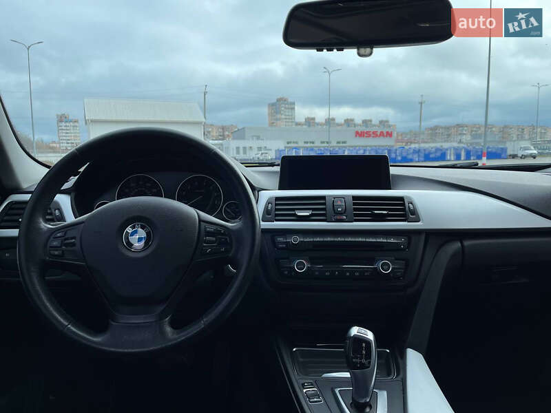 Седан BMW 3 Series 2012 в Одессе