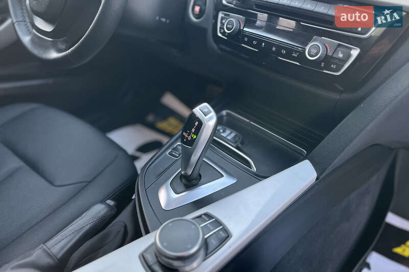 Седан BMW 3 Series 2017 в Коломые фото 28 Седан BMW 3 Series 2017 в Коломые