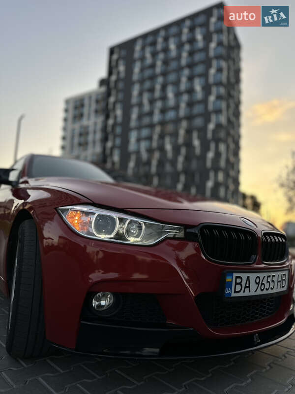 Седан BMW 3 Series 2015 в Кропивницком
