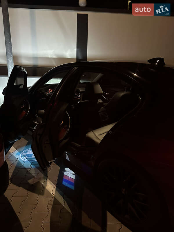 Седан BMW 3 Series 2016 в Одесі