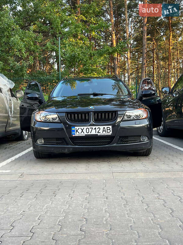 Універсал BMW 3 Series 2005 в Бучі