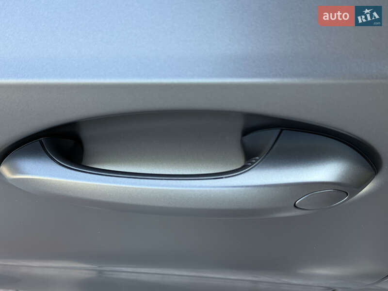 Седан BMW 3 Series 2022 в Києві