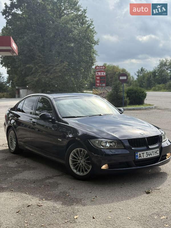 Седан BMW 3 Series 2006 в Ивано-Франковске