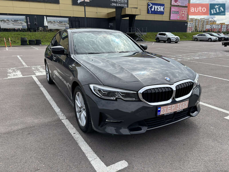 Седан BMW 3 Series 2019 в Рівному