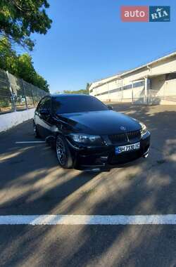 Седан BMW 3 Series 2005 в Білгороді-Дністровському