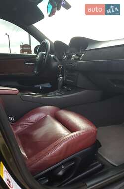 Седан BMW 3 Series 2005 в Білгороді-Дністровському