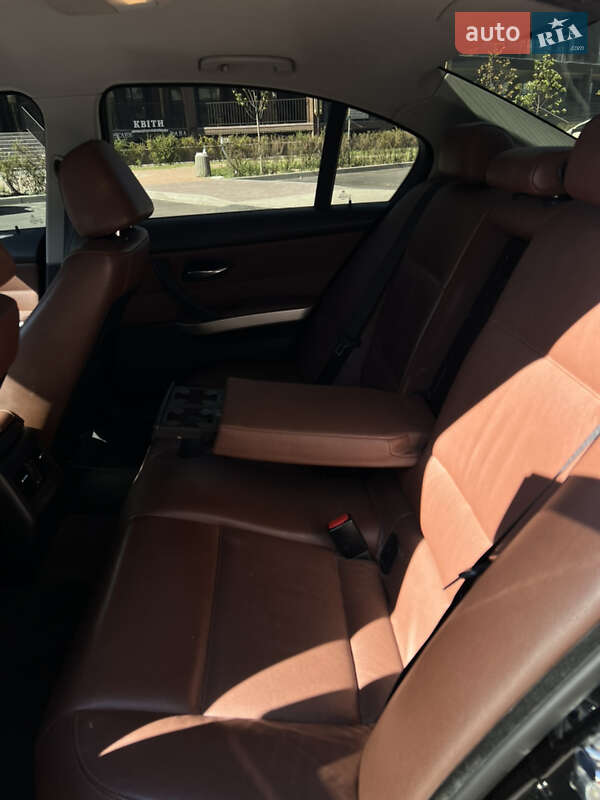 Седан BMW 3 Series 2008 в Киеве
