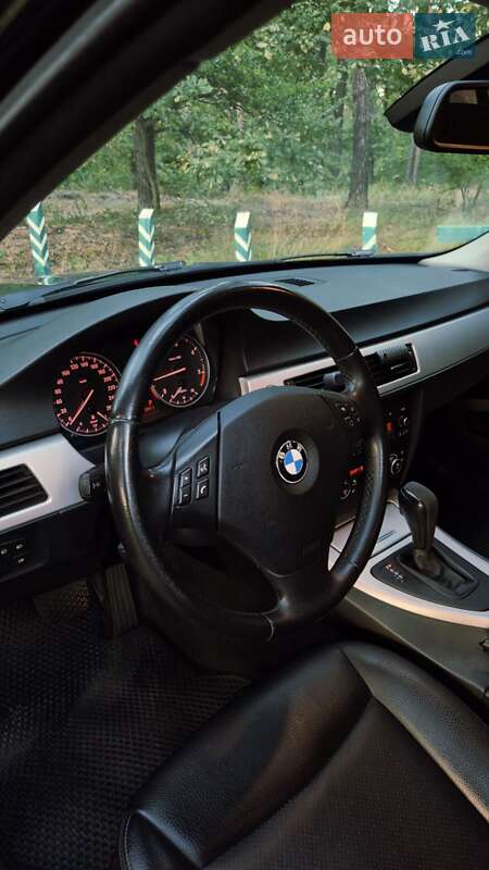 Седан BMW 3 Series 2010 в Києві