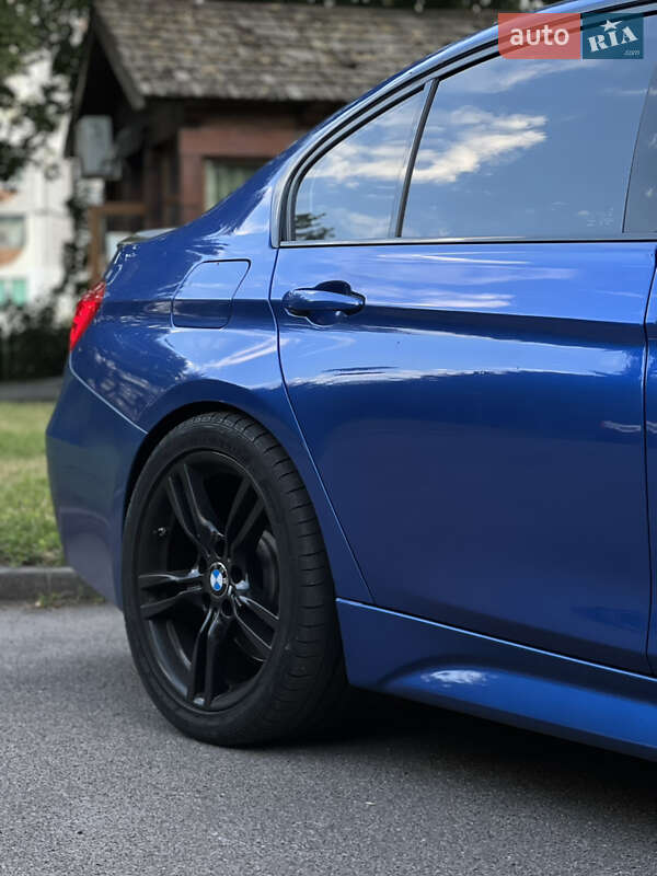 Седан BMW 3 Series 2015 в Черкассах