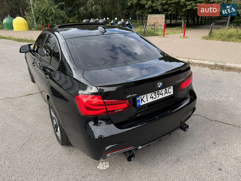 Седан BMW 3 Series 2018 в Киеве