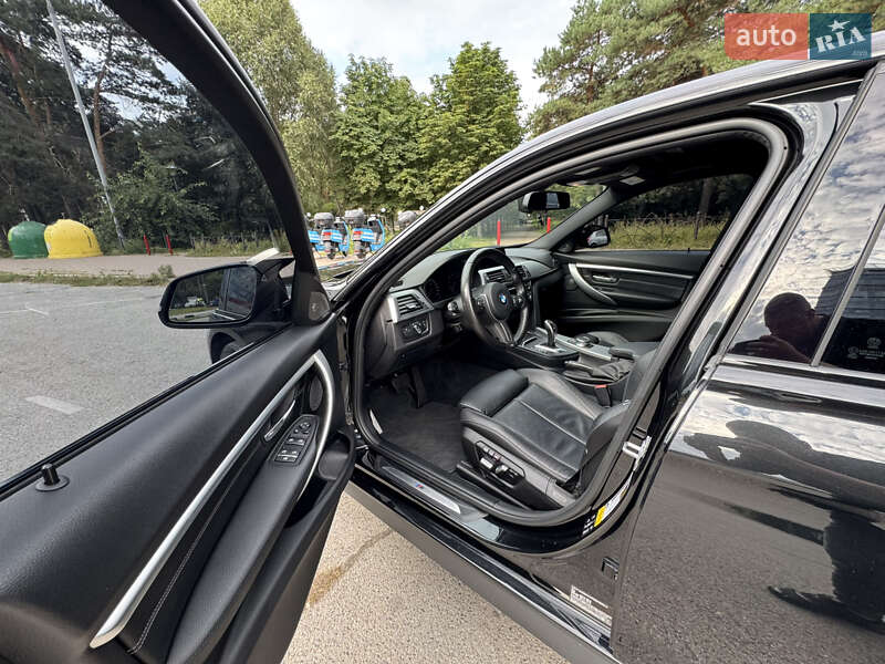 Седан BMW 3 Series 2018 в Киеве