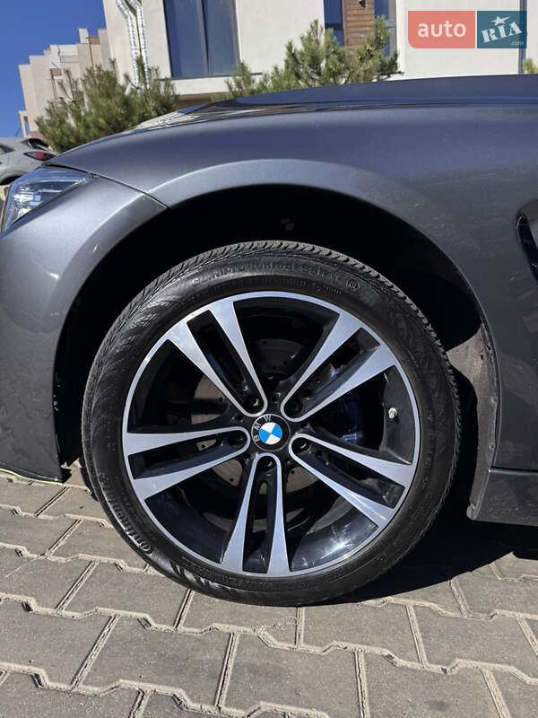 Седан BMW 3 Series 2017 в Києві