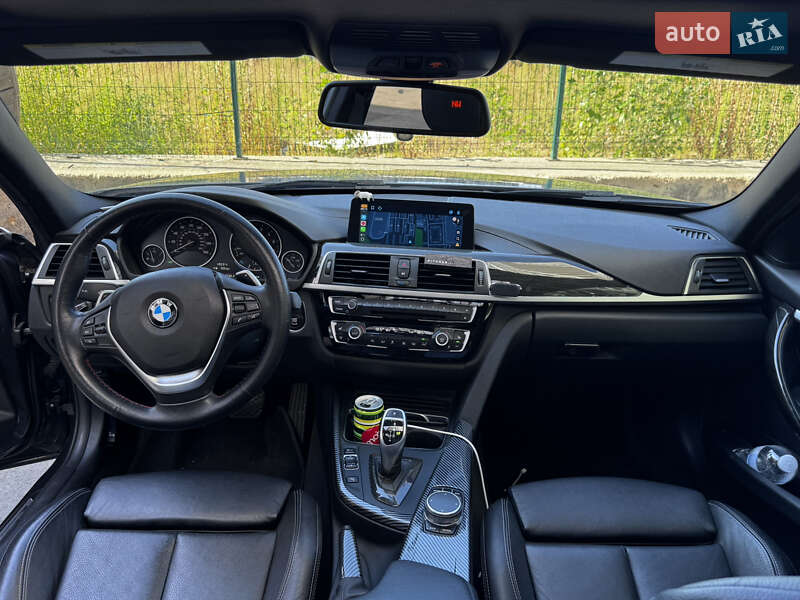 Седан BMW 3 Series 2017 в Києві