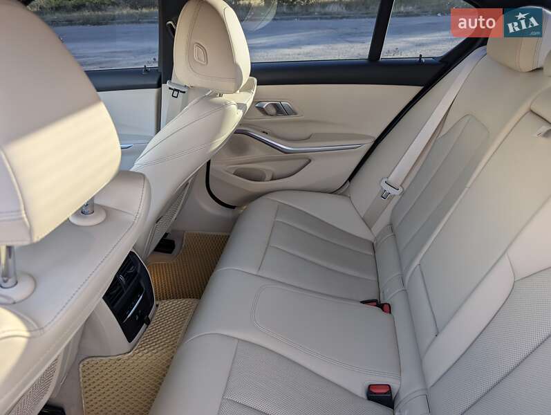 Седан BMW 3 Series 2022 в Кропивницком фото 10 Седан BMW 3 Series 2022 в Кропивницком
