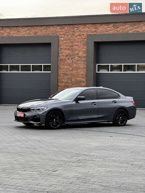Седан BMW 3 Series 2019 в Черновцах