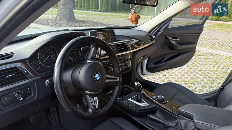 Седан BMW 3 Series 2016 в Киеве