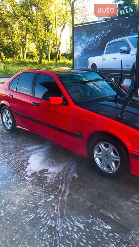 Седан BMW 3 Series 1991 в Виннице