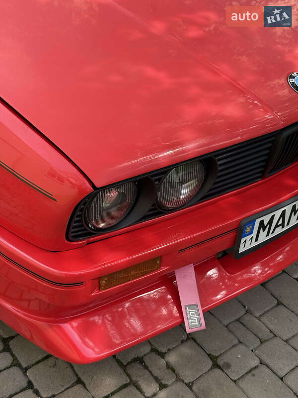 Седан BMW 3 Series 1986 в Киеве