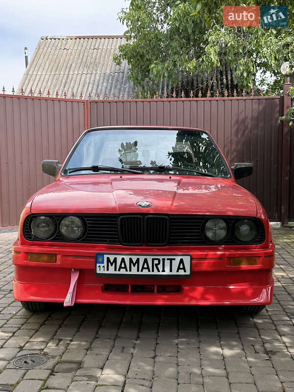Седан BMW 3 Series 1986 в Киеве