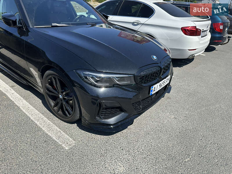 Седан BMW 3 Series 2022 в Ізмаїлі