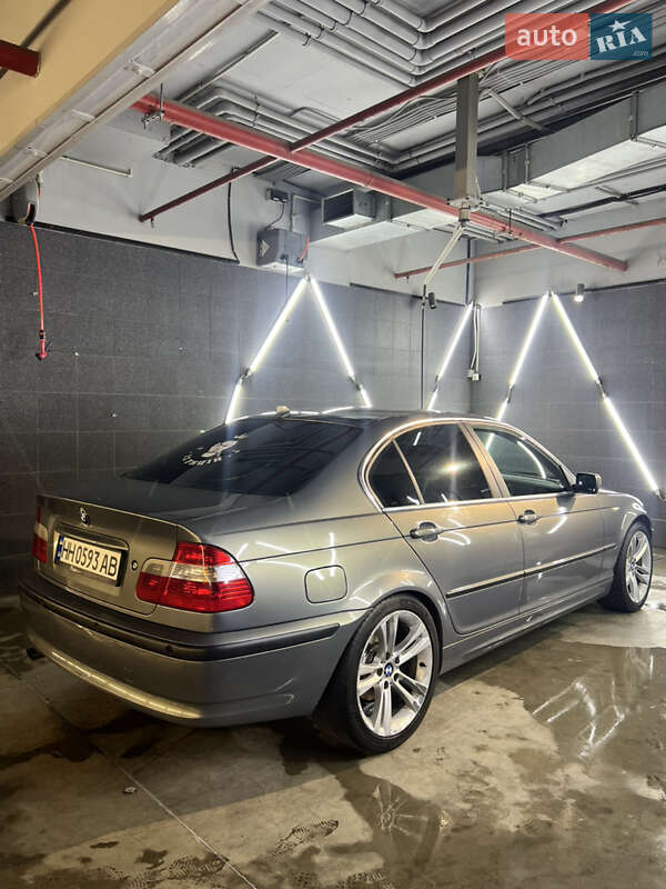 Седан BMW 3 Series 2005 в Одесі