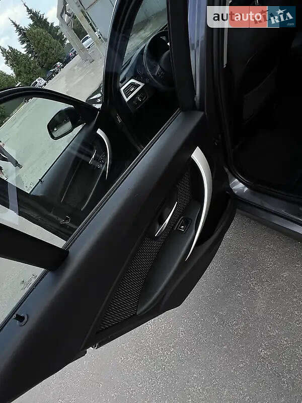 Универсал BMW 3 Series 2018 в Львове фото 13 Универсал BMW 3 Series 2018 в Львове