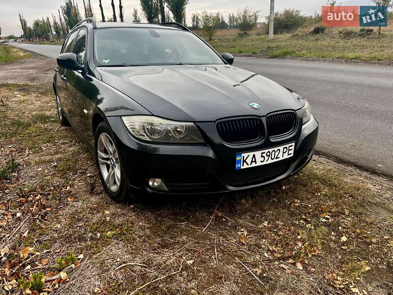 BMW 3 Series 2009