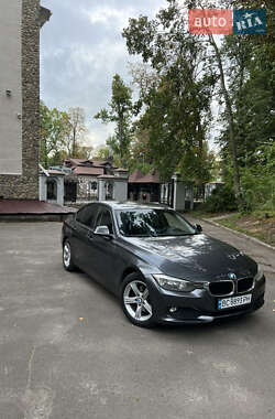 Седан BMW 3 Series 2013 в Львове