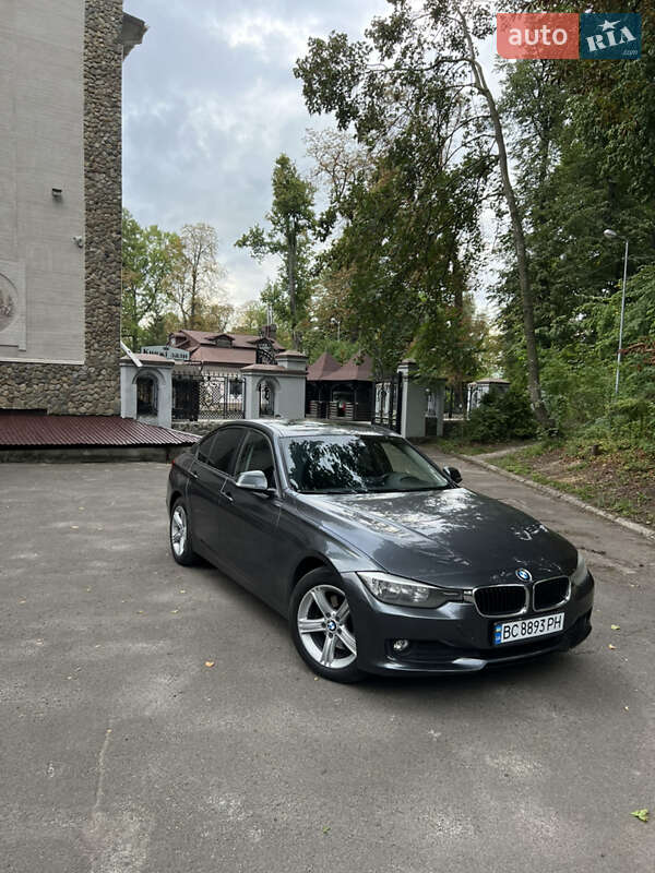 BMW 3 Series 2013