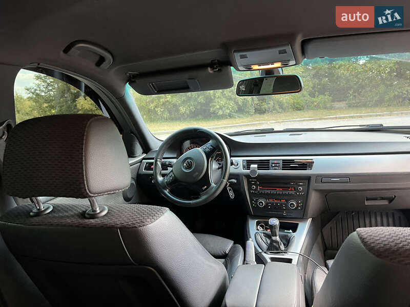 Универсал BMW 3 Series 2010 в Захарьевке