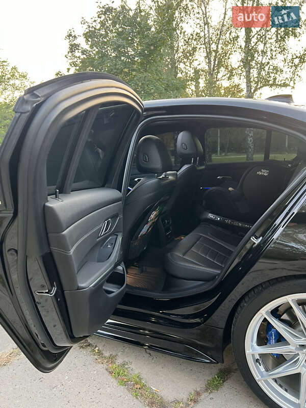 Седан BMW 3 Series 2020 в Харкові