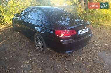 Купе BMW 3 Series 2009 в 
