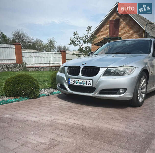 Седан BMW 3 Series 2011 в Калиновке фото 4 Седан BMW 3 Series 2011 в Калиновке