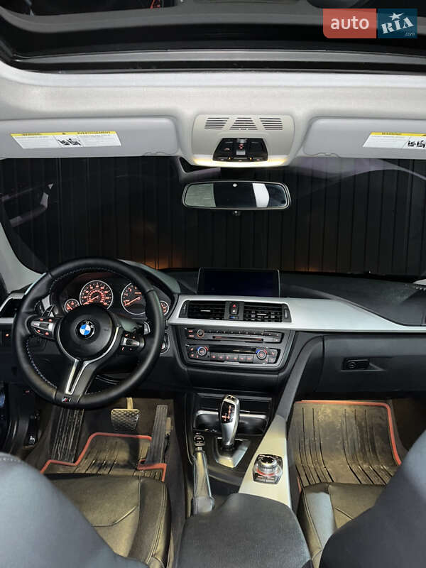 Седан BMW 3 Series 2012 в Южноукраинске