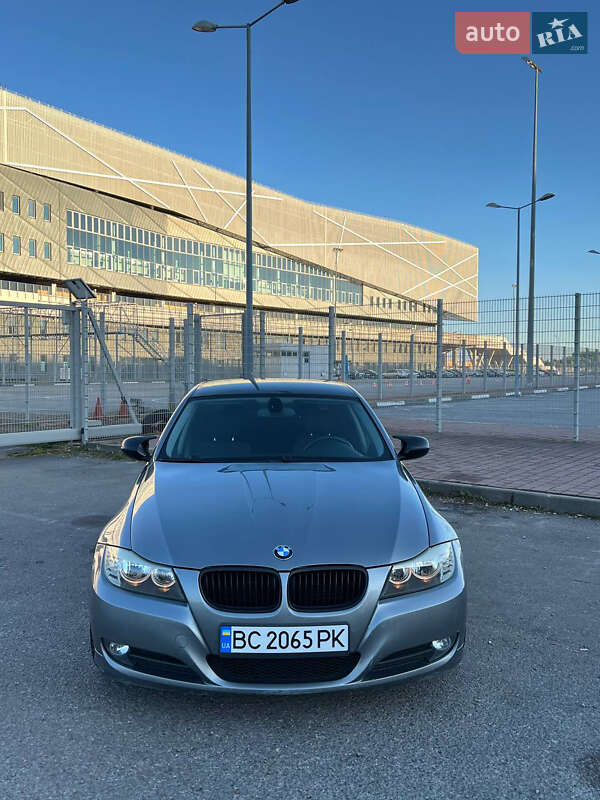 Седан BMW 3 Series 2009 в Львове фото 5 Седан BMW 3 Series 2009 в Львове