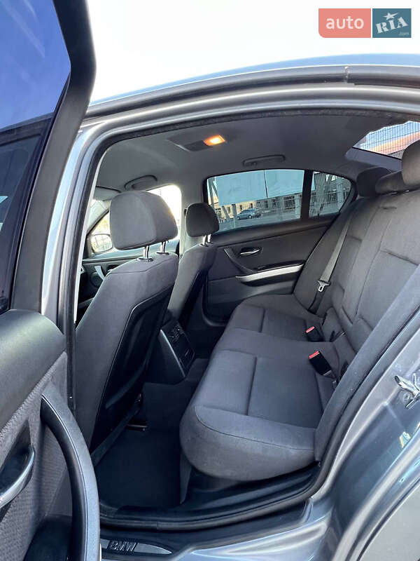 Седан BMW 3 Series 2009 в Львове фото 29 Седан BMW 3 Series 2009 в Львове