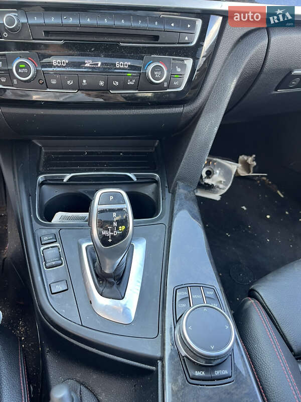 Седан BMW 3 Series 2017 в Львове