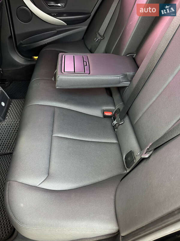 Седан BMW 3 Series 2012 в Днепре фото 19 Седан BMW 3 Series 2012 в Днепре