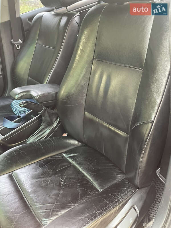 Седан BMW 3 Series 1998 в Ромнах