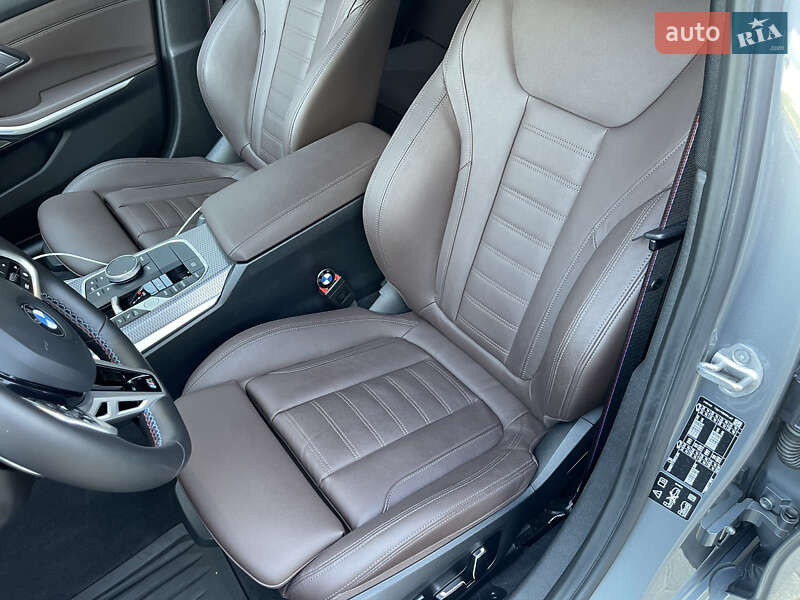 Седан BMW 3 Series 2024 в Черновцах