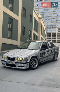 Седан BMW 3 Series 1992 в Дніпрі