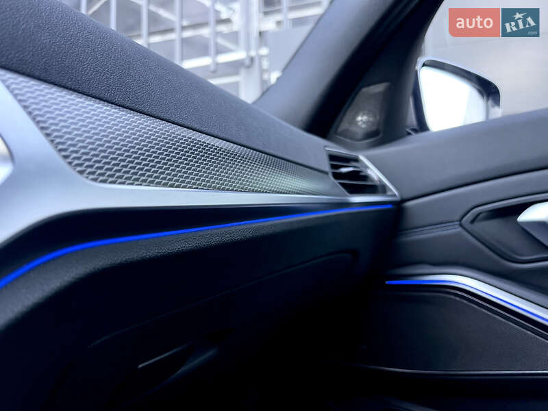 Седан BMW 3 Series 2021 в Києві