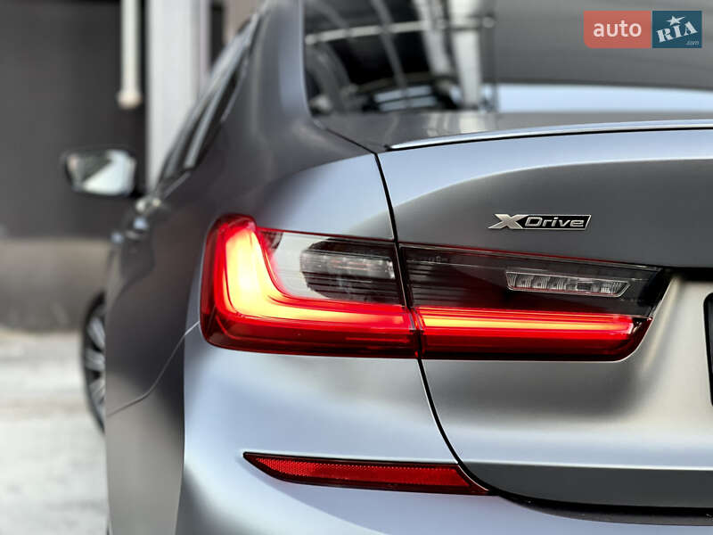 Седан BMW 3 Series 2021 в Києві