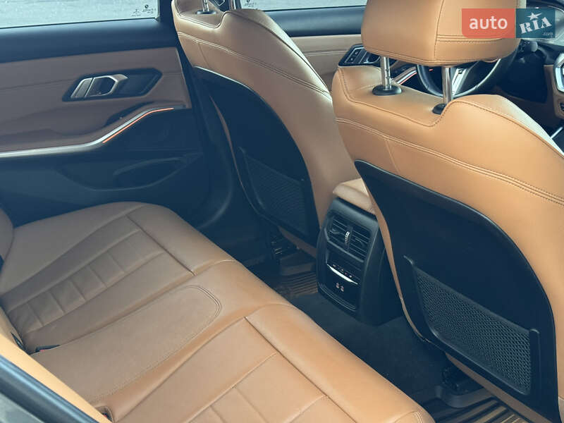 Седан BMW 3 Series 2020 в Виннице