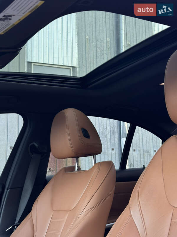 Седан BMW 3 Series 2020 в Виннице