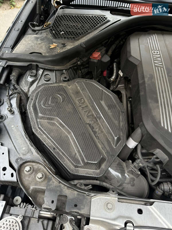 Седан BMW 3 Series 2020 в Виннице