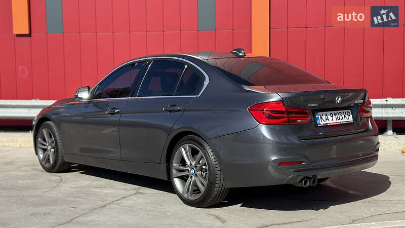 Седан BMW 3 Series 2017 в Киеве
